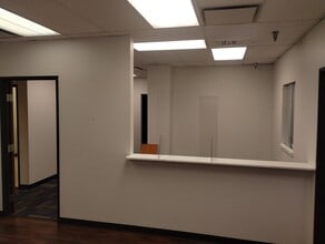 3737 N Meridian St, Indianapolis, IN à louer Photo intérieure– Image 2 sur 23