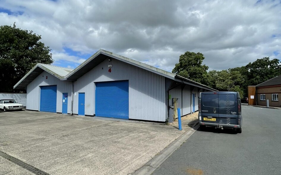 Twyning Rd, Worcester à louer - Photo principale – Image 1 sur 1