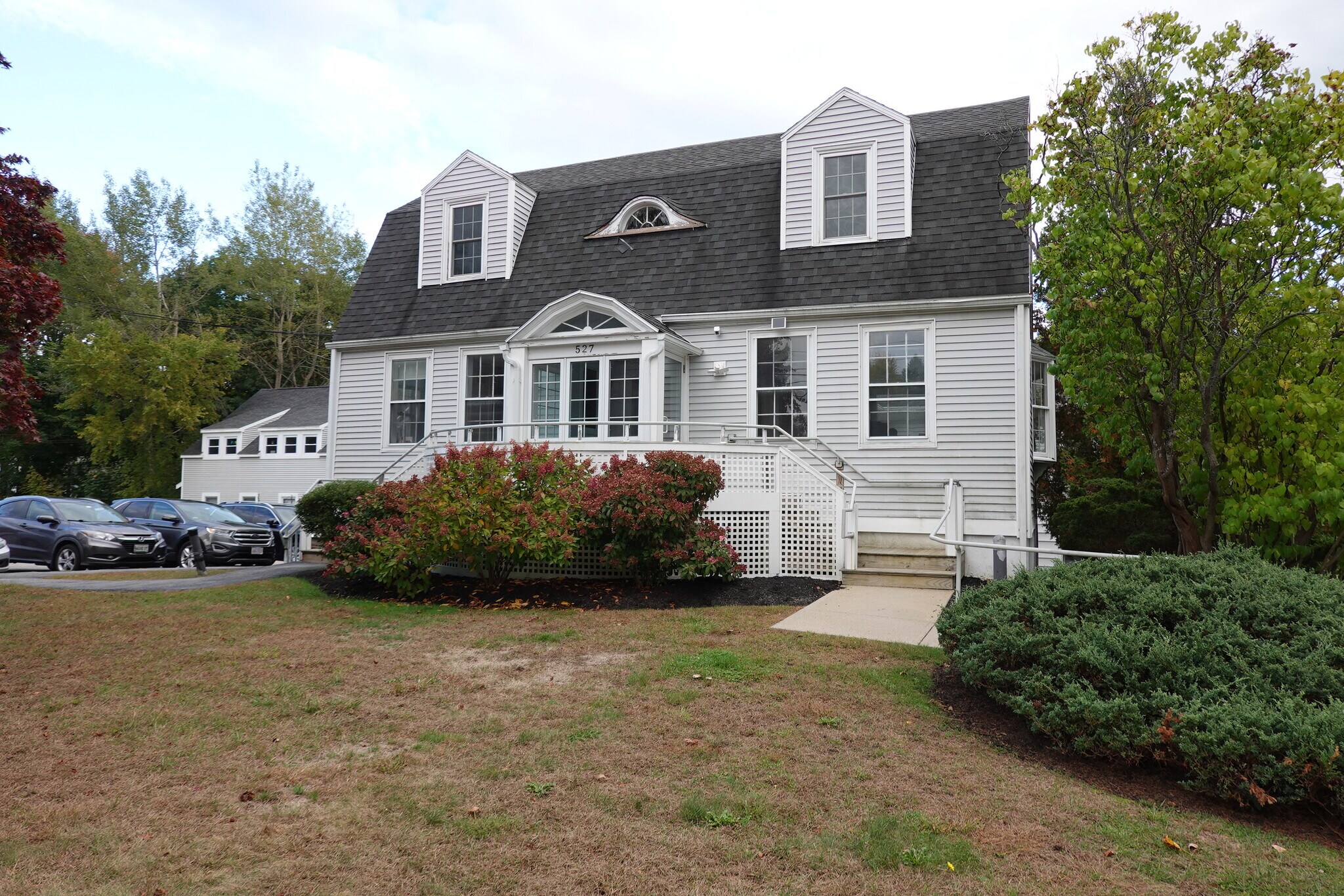 527 Ocean Ave, Portland, ME à vendre Photo de l’immeuble– Image 1 sur 4