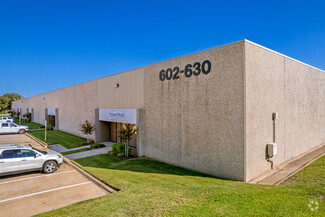 Plus de détails pour 602-630 E Avenue K, Grand Prairie, TX - Industriel/Logistique à louer