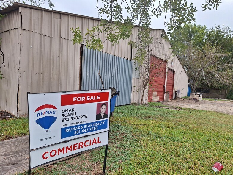 2000 S Sam Houston Pky W, Houston, TX à louer - Photo de l’immeuble – Image 3 sur 22