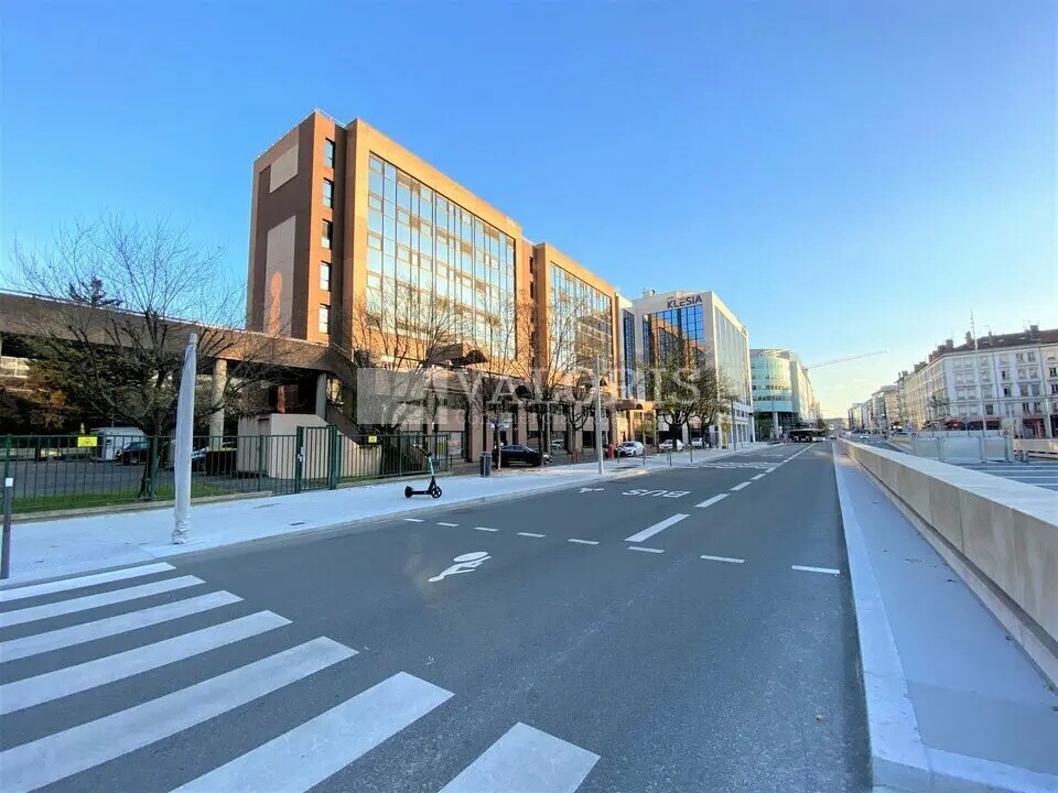 Bureau dans Lyon à louer Photo de l’immeuble– Image 1 sur 10