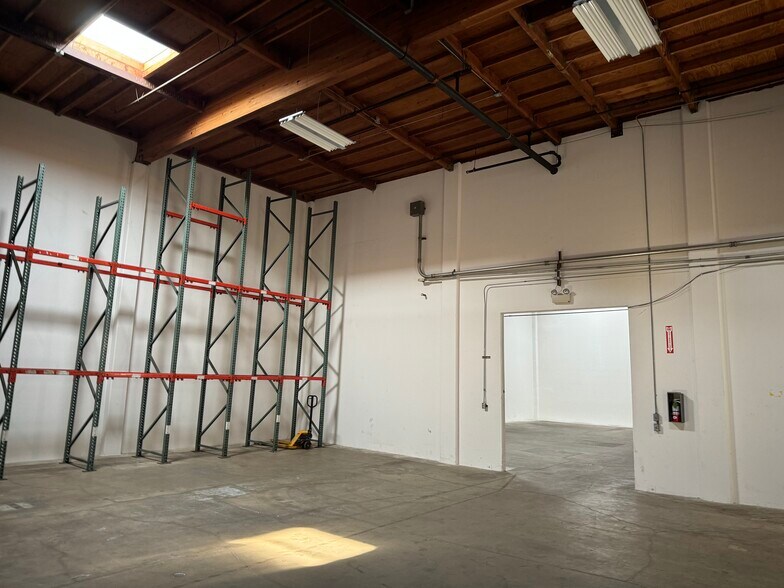 831 Almar Ave, Santa Cruz, CA à louer - Photo de l’immeuble – Image 2 sur 4