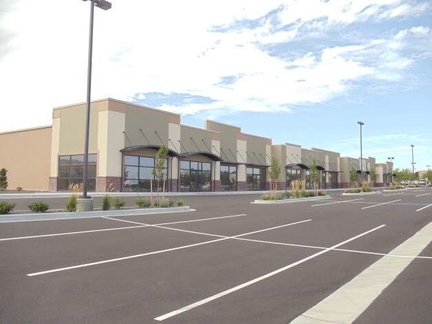 2909 S Quillan St, Kennewick, WA à louer - Photo de l’immeuble – Image 3 sur 5