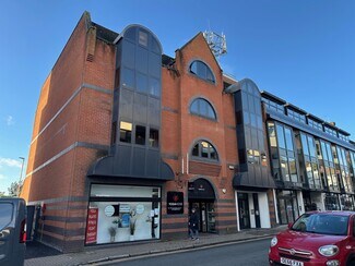 Plus de détails pour 22 Station Rd, Gerrards Cross - Bureau à louer