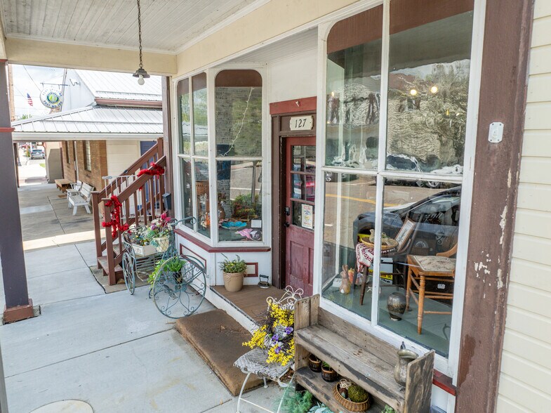 127 Canal St SE, Bolivar, OH à vendre - Autre – Image 2 sur 19