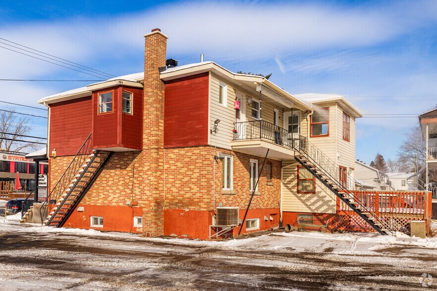 355-359 Boul Grand, L'Île-Perrot, QC à vendre - Photo de l’immeuble – Image 3 sur 4