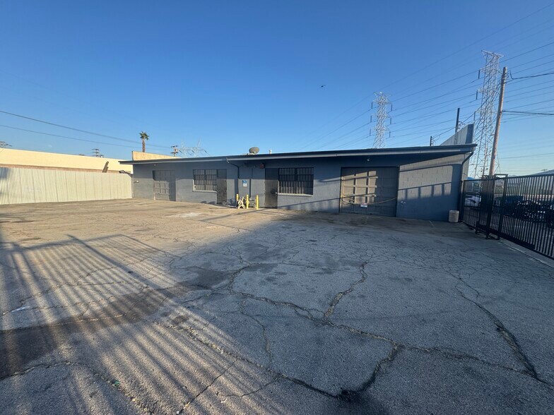 7210-7218 Hinds Ave, North Hollywood, CA à louer - Photo de l’immeuble – Image 3 sur 13