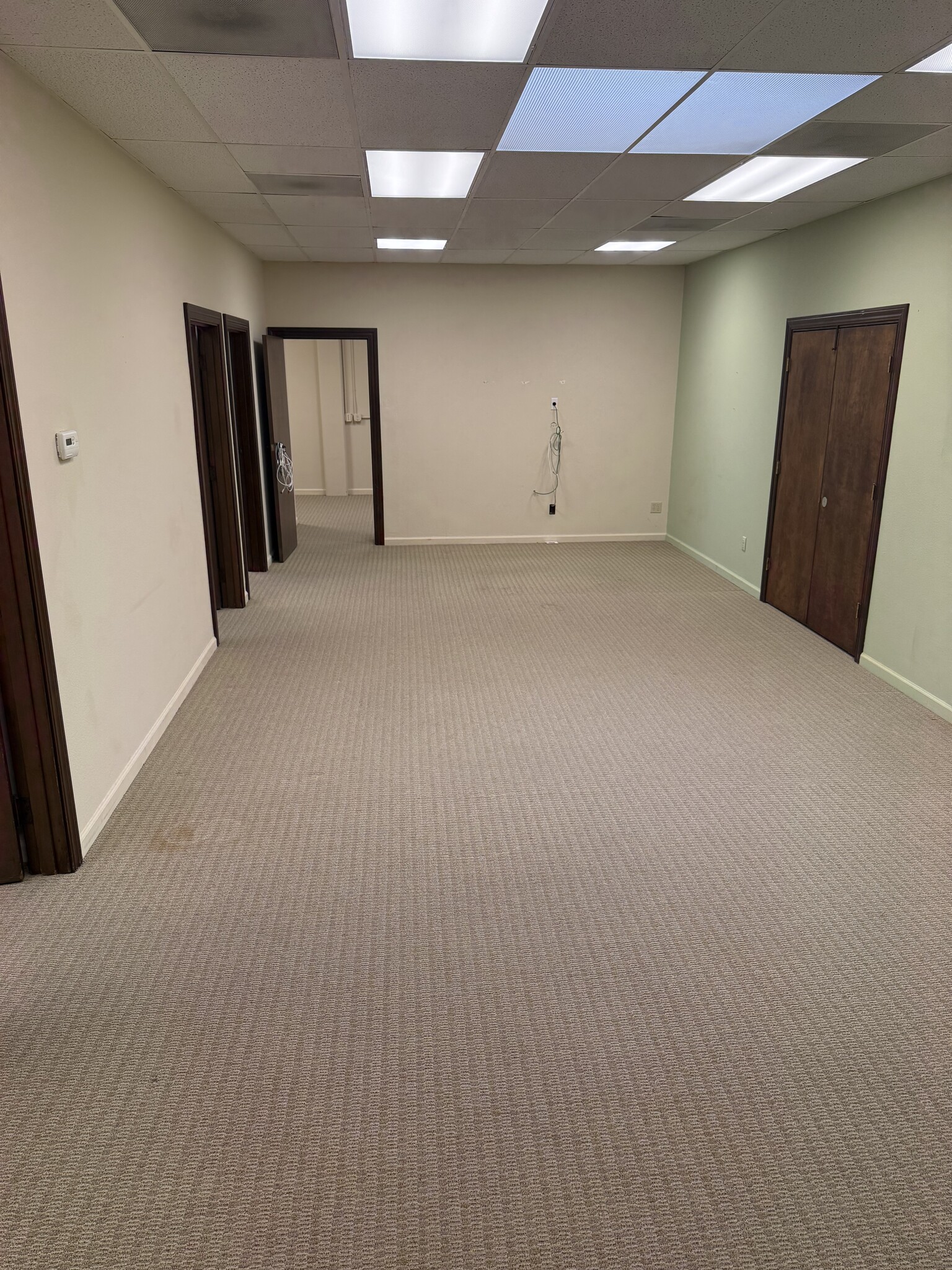 845 Oak Grove Ave, Menlo Park, CA à louer Photo intérieure– Image 1 sur 6