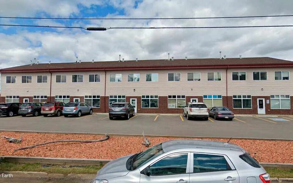10418 99 Av, Grande Prairie, AB à vendre - Photo de l’immeuble – Image 1 sur 2
