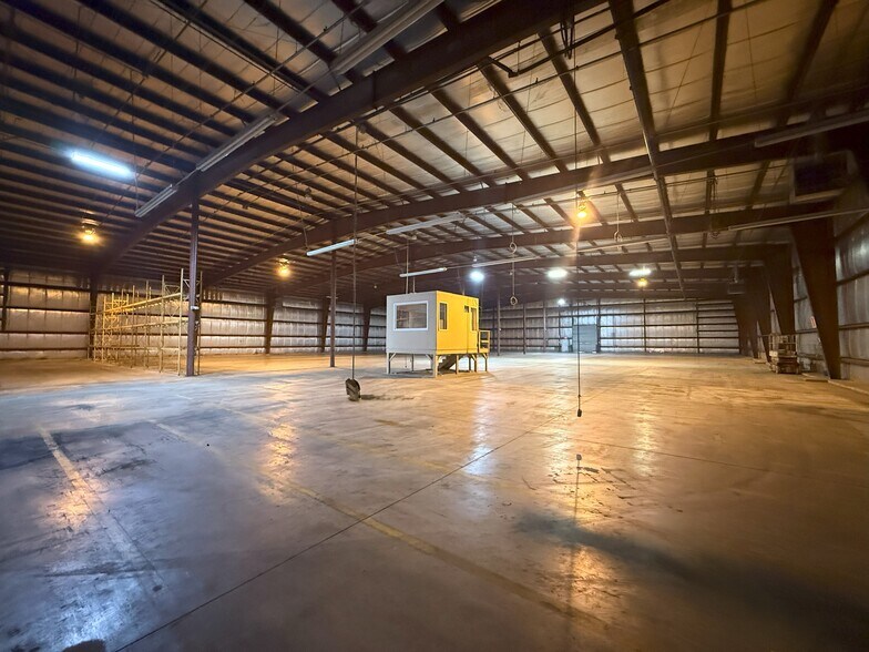 1212 E Taylor St, Dekalb, IL à louer - Photo de l’immeuble – Image 3 sur 7