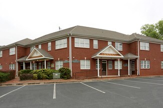 Plus de détails pour 327 Dahlonega St, Cumming, GA - Bureau à louer