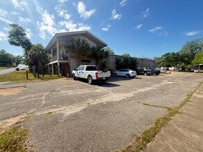 3003 E St, Pensacola, FL à louer Photo intérieure– Image 2 sur 25