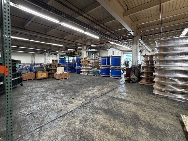 1506 Stillwell Ave, Bronx, NY à louer - Photo de l’immeuble – Image 3 sur 7