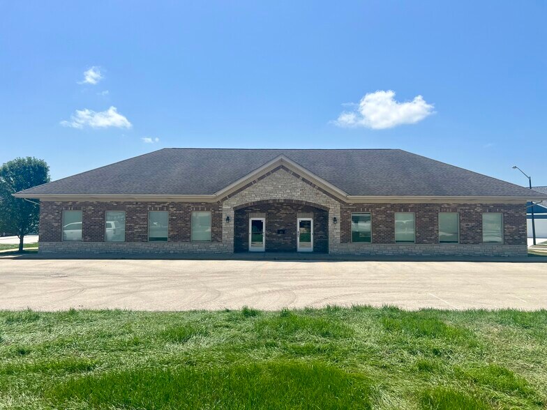 161 Heritage Meadows Cir, Bourbonnais, IL à louer - Photo de l’immeuble – Image 1 sur 4