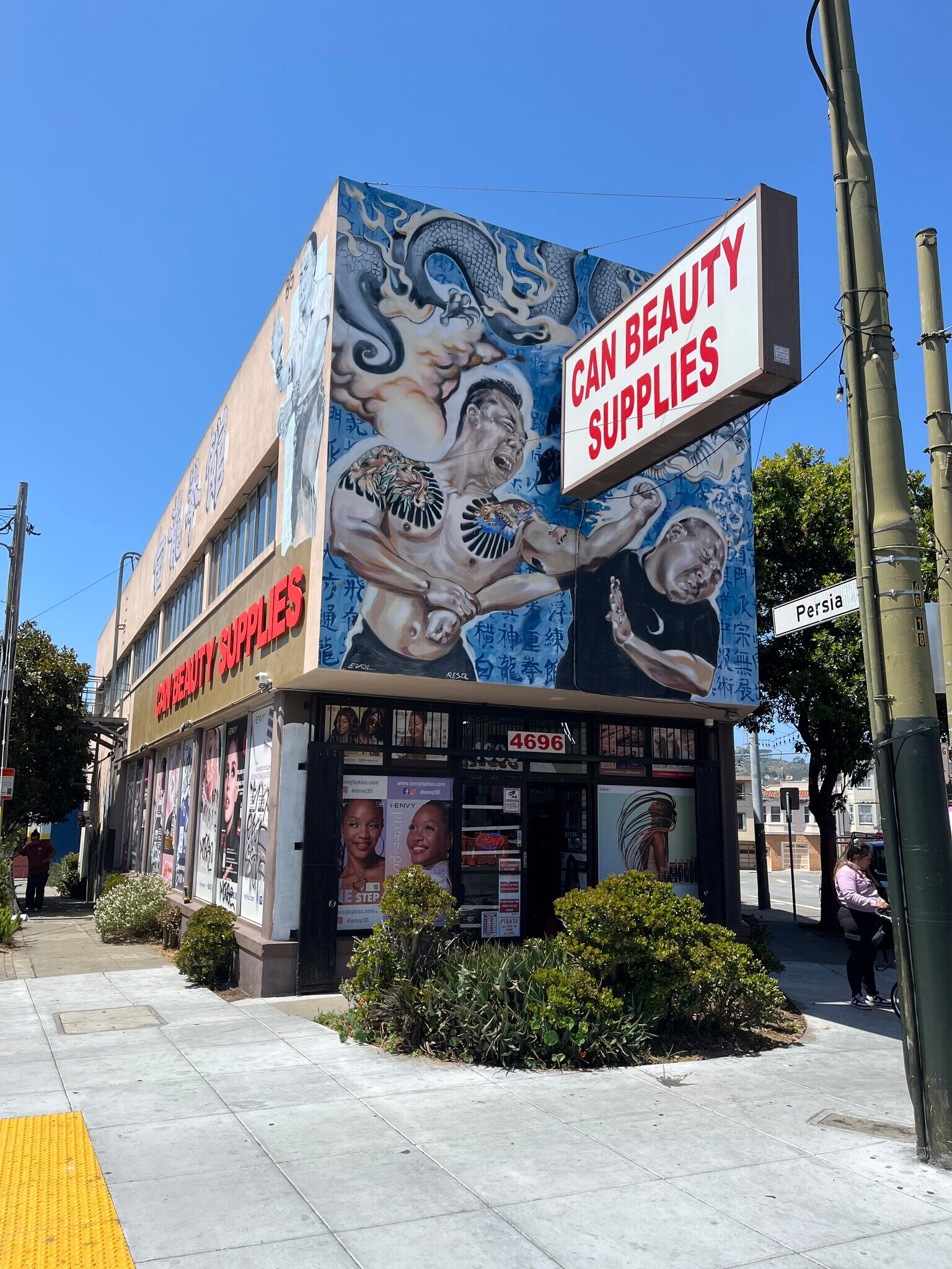 8 Persia Ave, San Francisco, CA à vendre Photo de l’immeuble– Image 1 sur 18