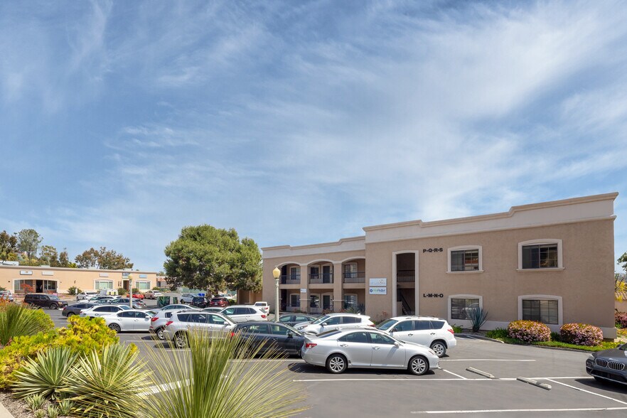 Rincon Plaza portefeuille de 4 biens à vendre sur LoopNet.fr - Photo de l’immeuble – Image 1 sur 10