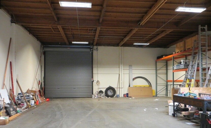 2982 Teagarden St, San Leandro, CA 94577 - Lot 2982 - - Photo intérieure - Image 2 of 3