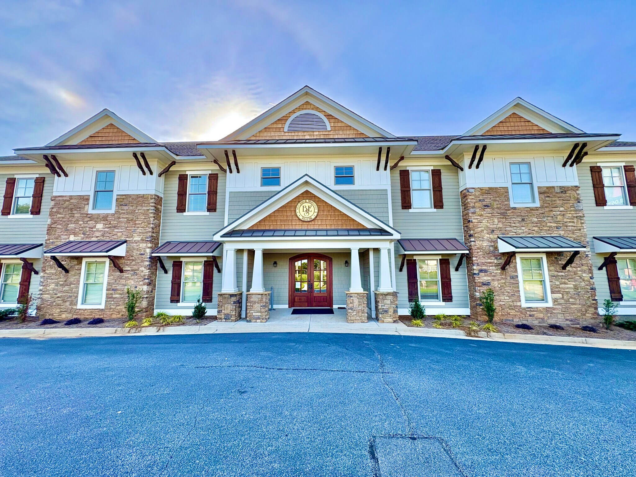 1129 Lake Oconee Pky, Eatonton, GA à louer Photo principale– Image 1 sur 41