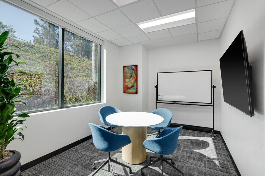 16885 Via del Campo Ct, San Diego, CA à louer - Photo intérieure – Image 2 sur 11