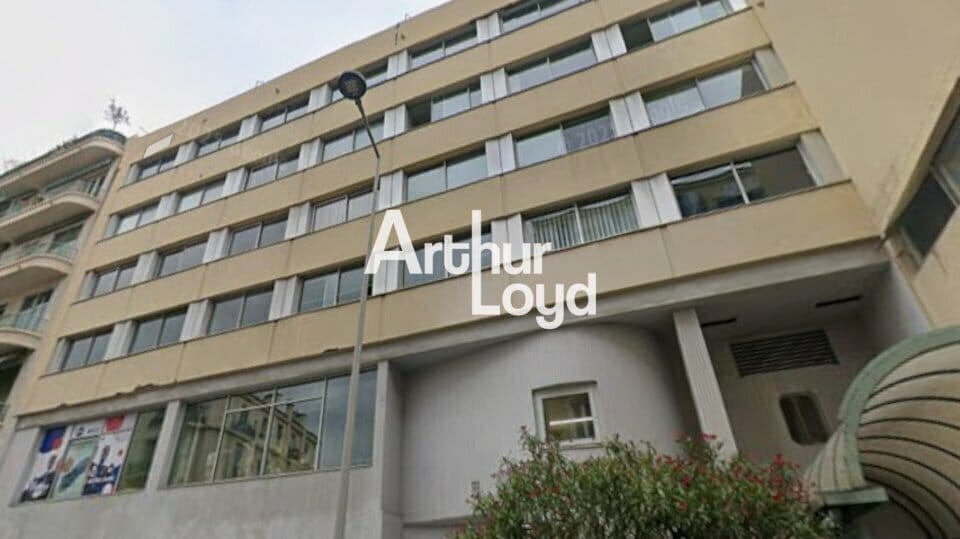 31 Rue De Paris, Nice à louer - Photo de l’immeuble – Image 1 sur 5