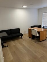 36 Malaga Cove Plz, Palos Verdes Estates, CA à louer Photo intérieure– Image 1 sur 11