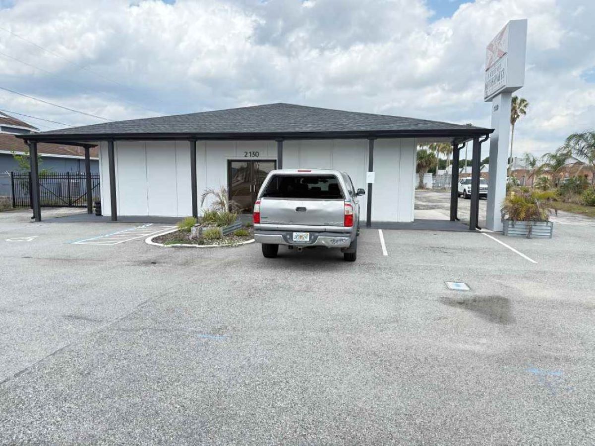 2130 King St, Cocoa, FL à louer Photo de l’immeuble– Image 1 sur 13