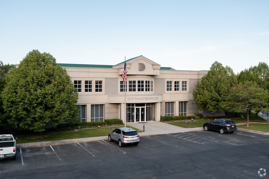 7030 S Park Centre Dr, Cottonwood Heights, UT à louer - Photo de l’immeuble – Image 1 sur 4