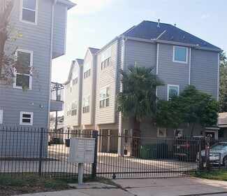 Plus de détails pour 6625 N Main St, Houston, TX - Logement à vendre