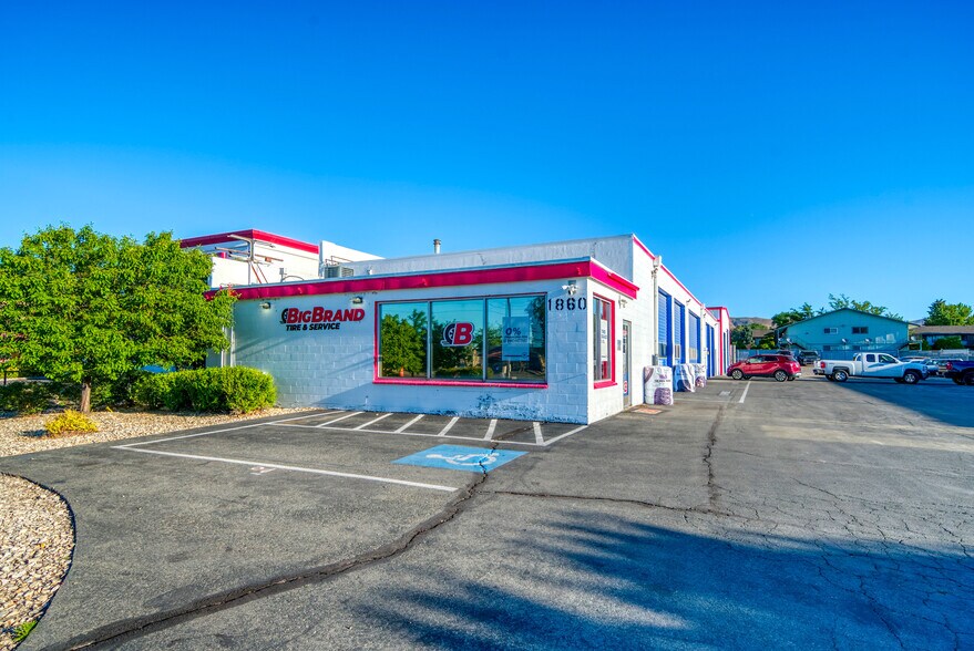 1860 E William St, Carson City, NV à vendre - Photo de l’immeuble – Image 2 sur 10