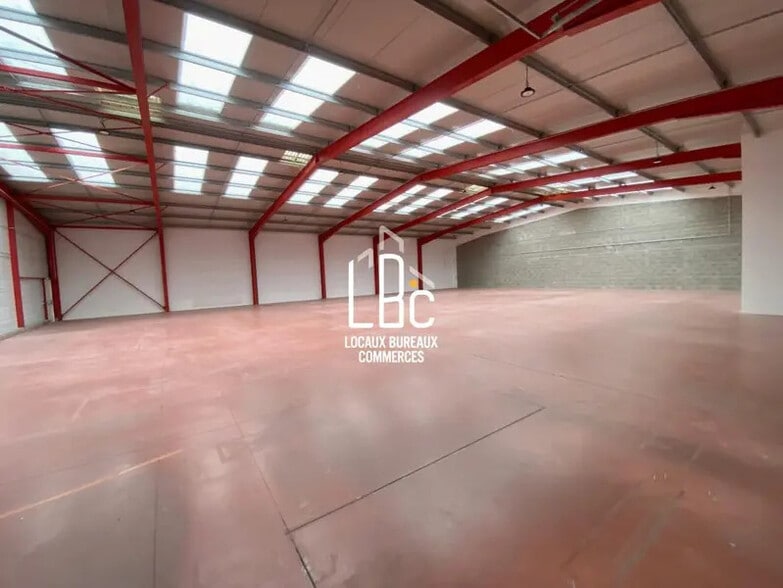 Local commercial dans Châteaubriant à vendre - Photo de l’immeuble – Image 2 sur 17