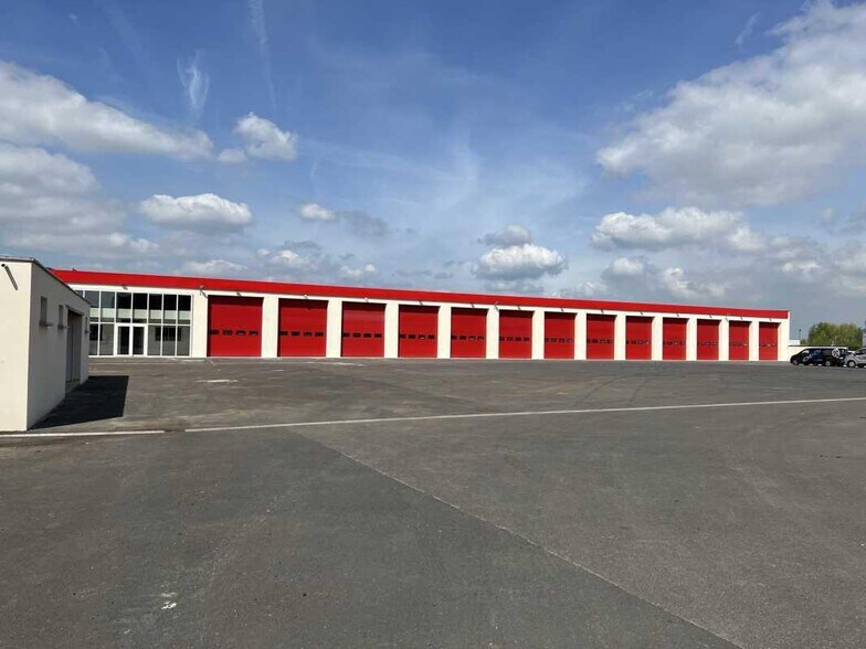 12 Avenue Des Prés Boucher, Dammartin-en-Goële à louer - Photo de l’immeuble – Image 1 sur 6