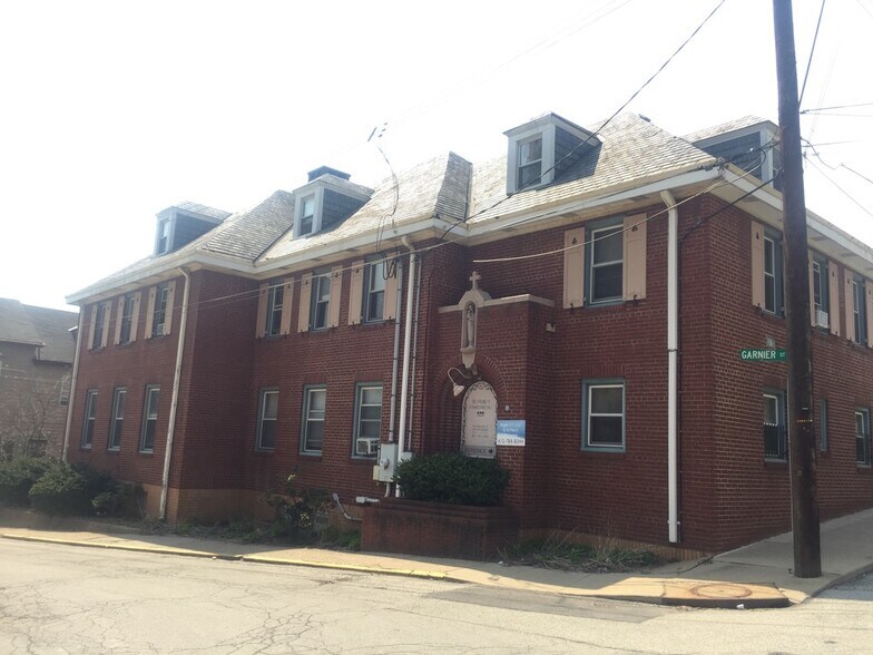 211 Garnier St, Pittsburgh, PA à vendre - Photo de l’immeuble – Image 3 sur 5