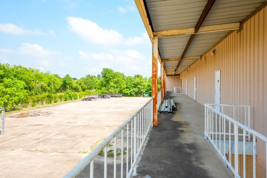 3194 Highway 69 N, Nederland, TX à vendre - Photo de l’immeuble – Image 2 sur 8