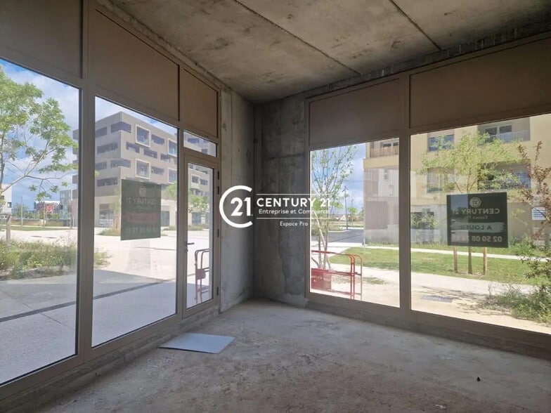 Local commercial dans Fleury-sur-Orne à vendre - Photo intérieure – Image 2 sur 9