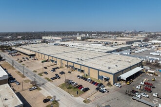 2213 E Pioneer Dr, Irving, TX - Vue aérienne vue de carte