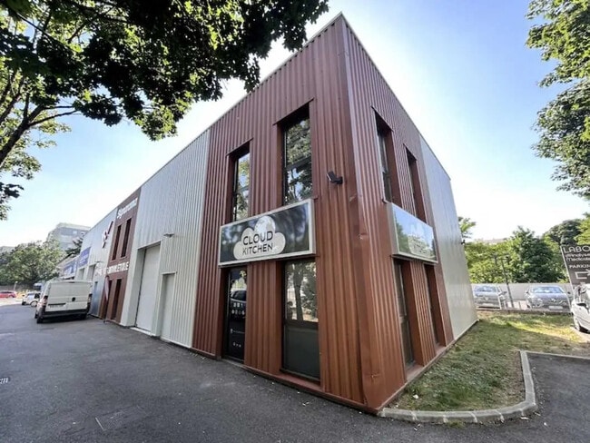 Plus de détails pour Bureau, Local d'activités à louer