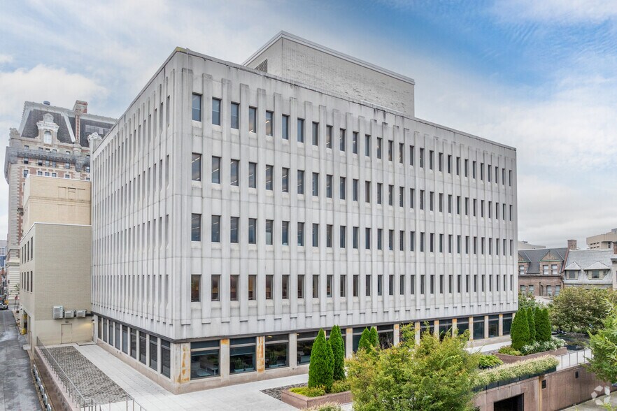 1125 N Charles St, Baltimore, MD à louer - Photo de l’immeuble – Image 2 sur 4