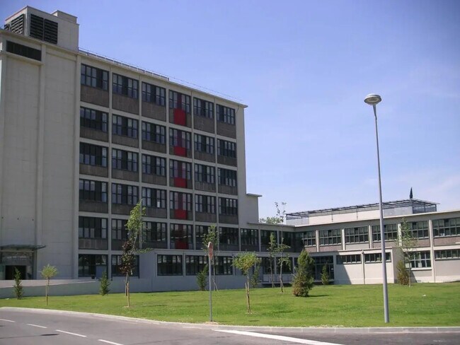 Plus de détails pour Bureau à louer