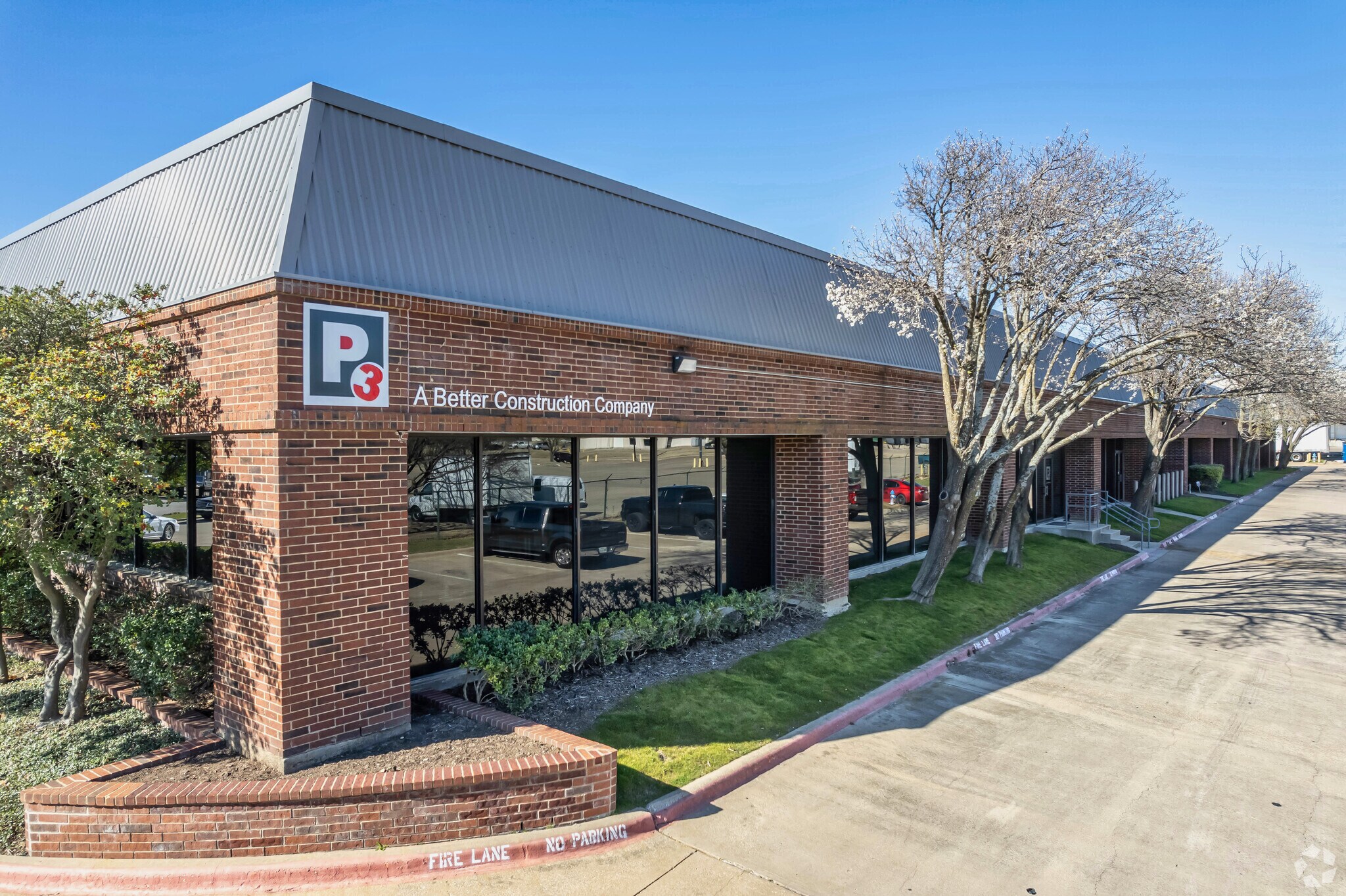 625 Digital Dr, Plano, TX à louer Photo de l’immeuble– Image 1 sur 7