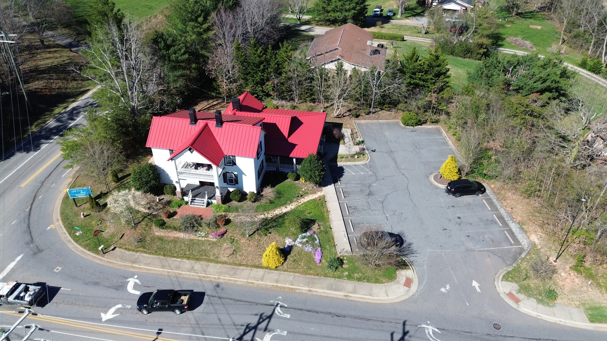 4 Northcrest Dr, Weaverville, NC à vendre Photo principale– Image 1 sur 25