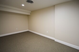 1500 Grant Ave, Novato, CA à louer Photo intérieure– Image 2 sur 11