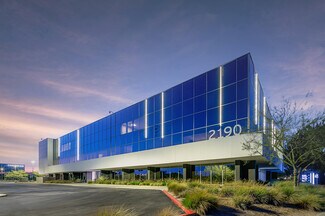 Plus de détails pour 2190 Towne Centre Pl, Anaheim, CA - Bureau à vendre