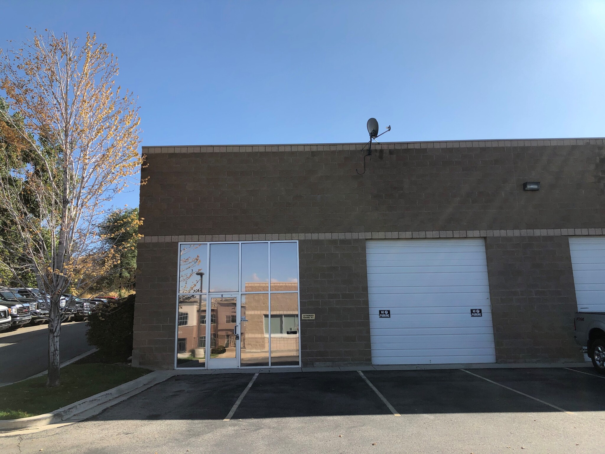 6891 S 700 W, Midvale, UT à louer Photo de l’immeuble– Image 1 sur 1