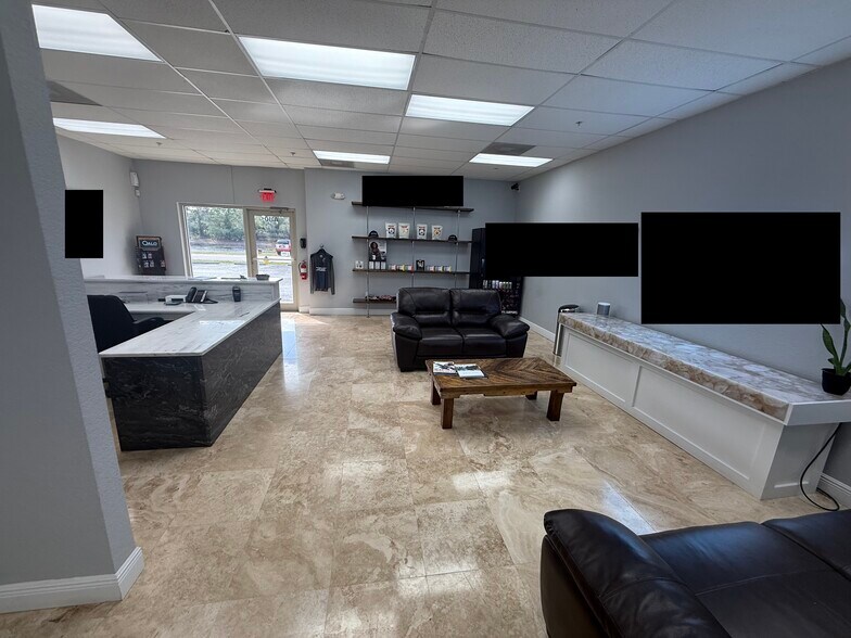 1090 Innovation Ave, North Port, FL à louer - Photo intérieure – Image 3 sur 14