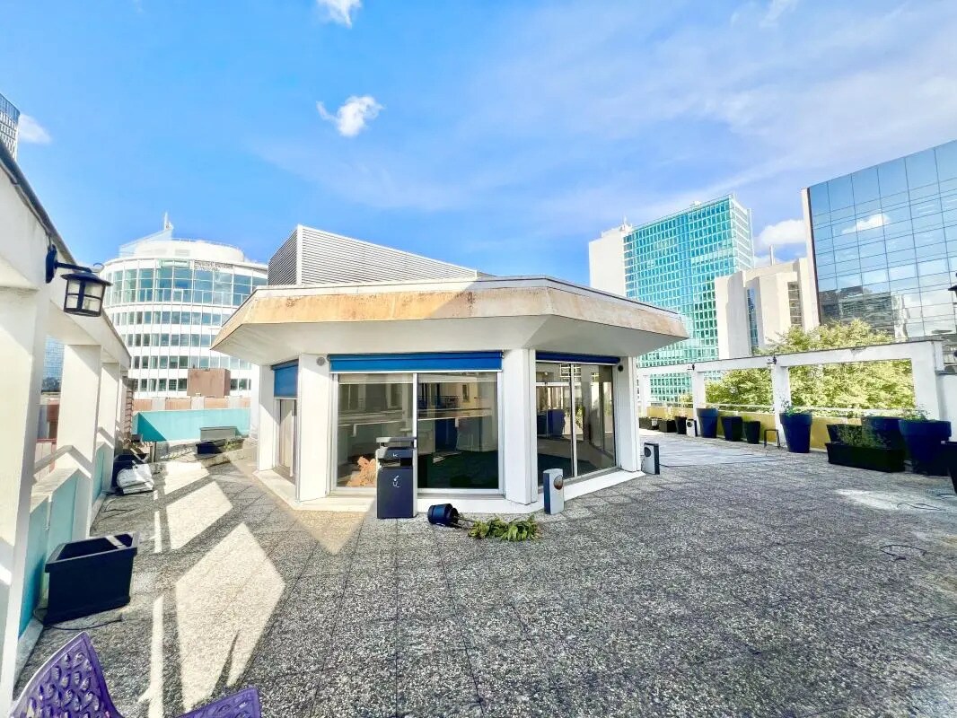 Bureau dans Puteaux à louer Photo de l’immeuble– Image 1 sur 8