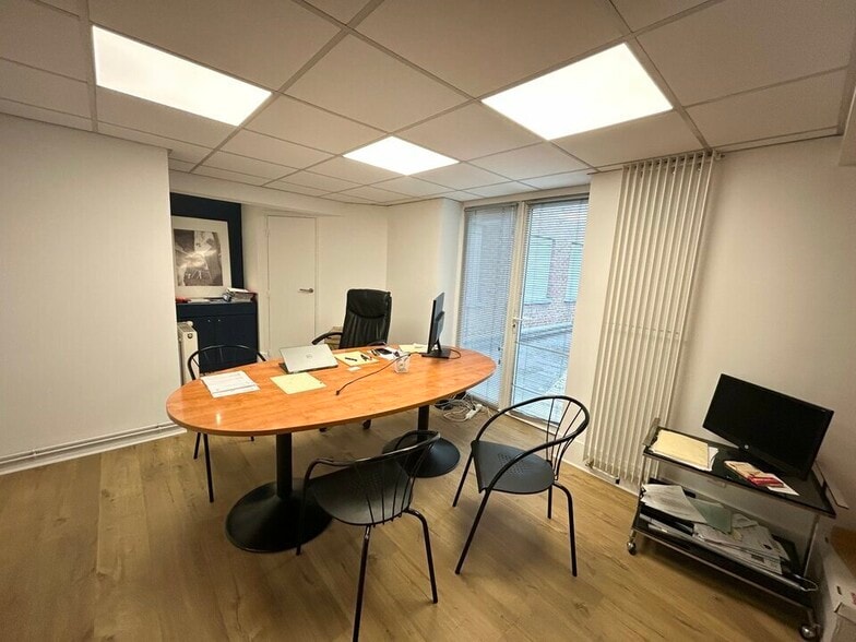 Bureau dans Marcq En Baroeul à vendre - Photo intérieure – Image 2 sur 4