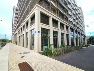 Plus de détails pour Local commercial à louer