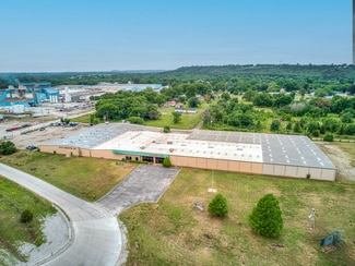 Plus de détails pour 601 US 75, Henryetta, OK - Industriel/Logistique à louer