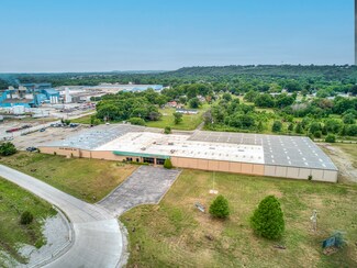 Plus de détails pour 601 US 75, Henryetta, OK - Industriel/Logistique à vendre